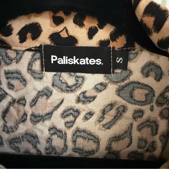 Leopard Print Women's Top - Picture 4 of 4